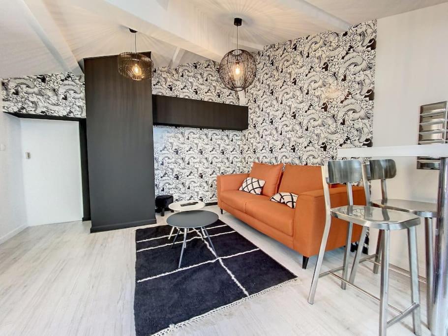 Bienvenue A La Tatoo Room Bourgoin-Jallieu Exterior photo
